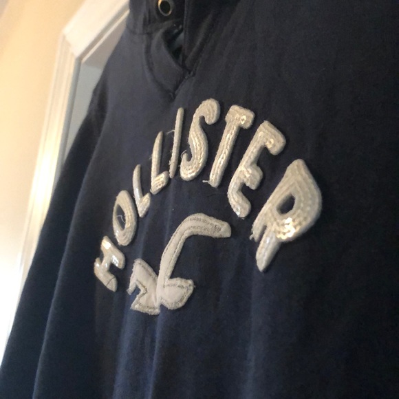 Navy blue hollister hoodie - Picture 2 of 3